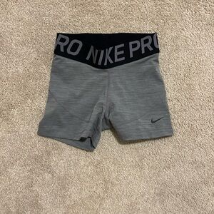 Nike pro gray xs